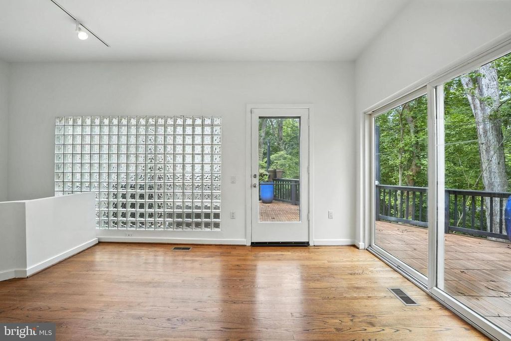 6702 OREGON AVE NW, Washington, DC 20015