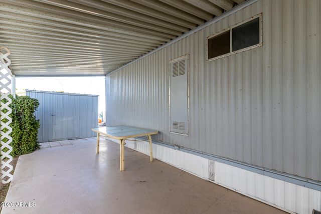 44 S HAWES Road B26, Mesa, AZ 85208