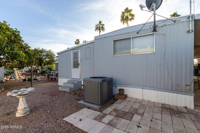 44 S HAWES Road B26, Mesa, AZ 85208