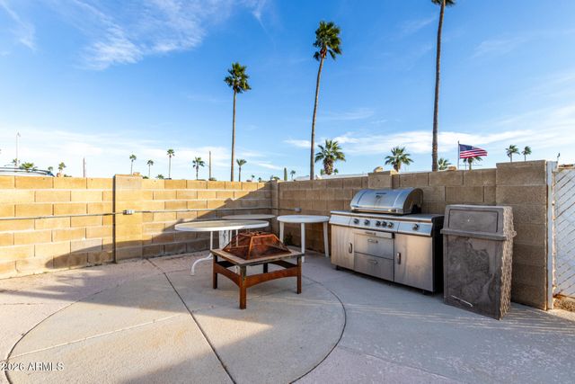 44 S HAWES Road B26, Mesa, AZ 85208