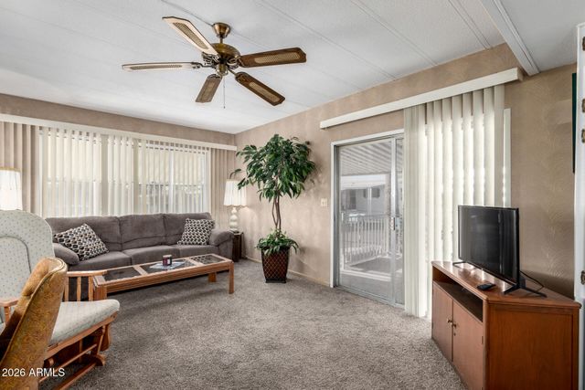 44 S HAWES Road B26, Mesa, AZ 85208