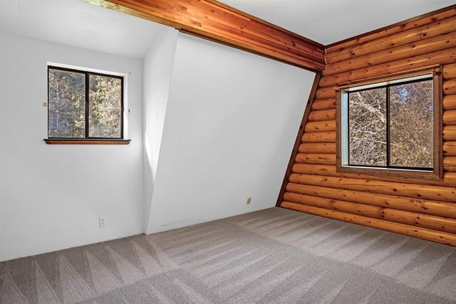 6187 Outingdale Rd, Somerset, CA 95684