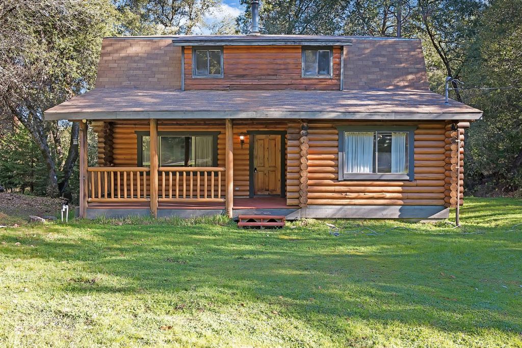 6187 Outingdale Rd, Somerset, CA 95684