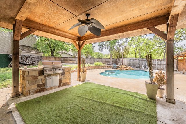 716 Elmwood Drive, Flower Mound, TX 75022