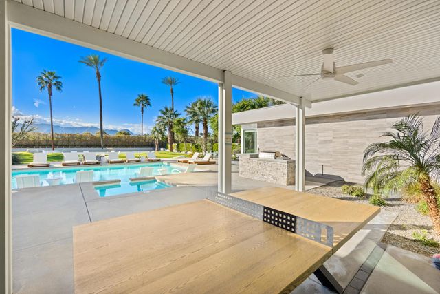 51165 Evangeline Way, La Quinta, CA 92253