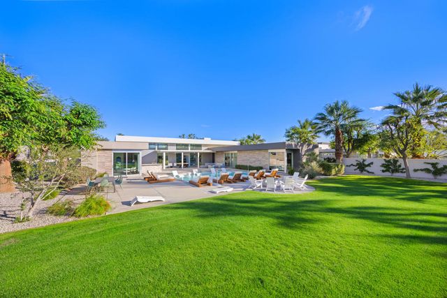 51165 Evangeline Way, La Quinta, CA 92253