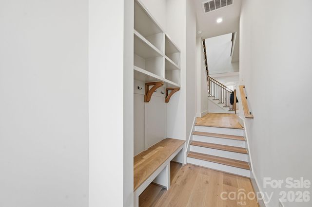 7245 Westrow Avenue, Charlotte, NC 28278