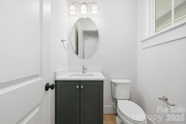 7245 Westrow Avenue, Charlotte, NC 28278