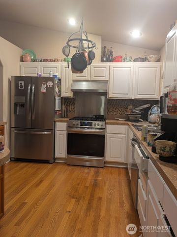 3422 201st Place SE, Bothell, WA 98012