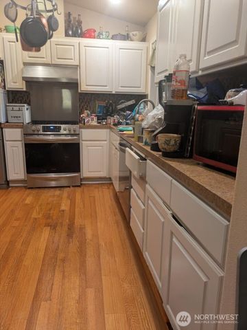 3422 201st Place SE, Bothell, WA 98012