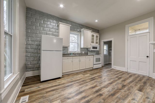 2030 Spring Creek Rd, Lebanon, TN 37087