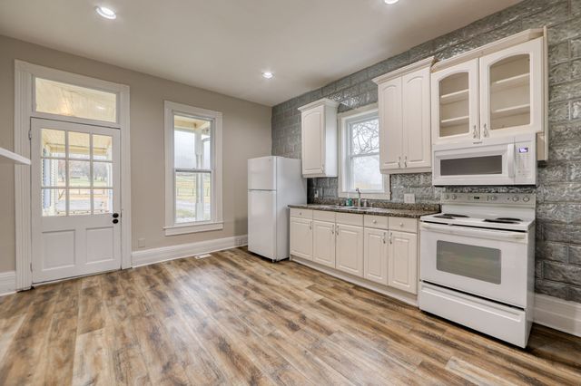 2030 Spring Creek Rd, Lebanon, TN 37087