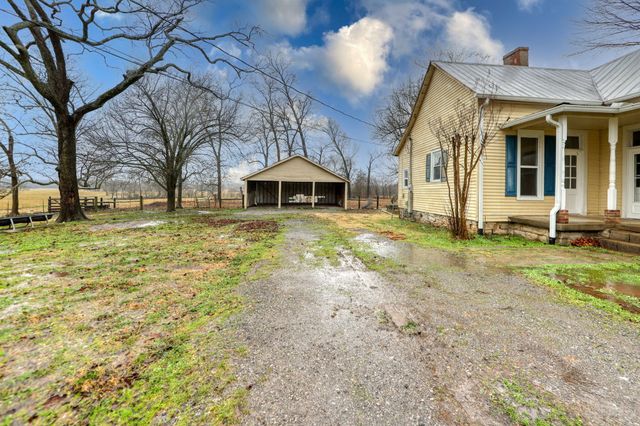 2030 Spring Creek Rd, Lebanon, TN 37087