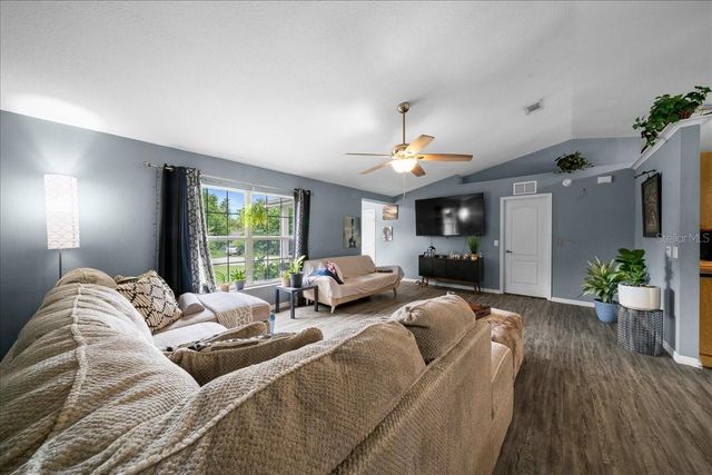 9 PINE CIRCLE RUN, Ocala, FL 34472