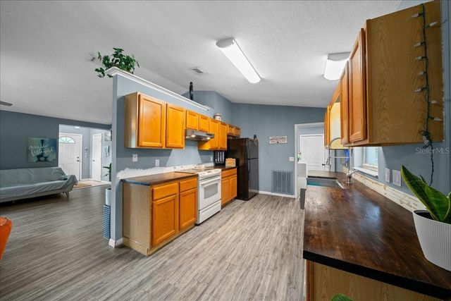 9 PINE CIRCLE RUN, Ocala, FL 34472