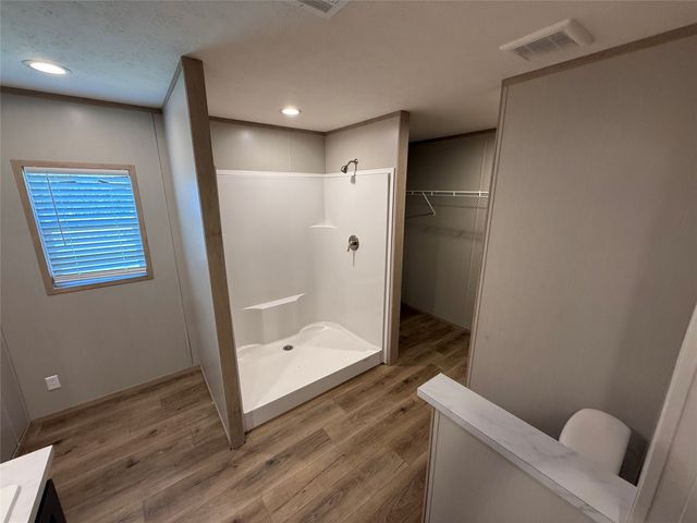 380 Valley Ridge Drive, Bridgeport, TX 76426