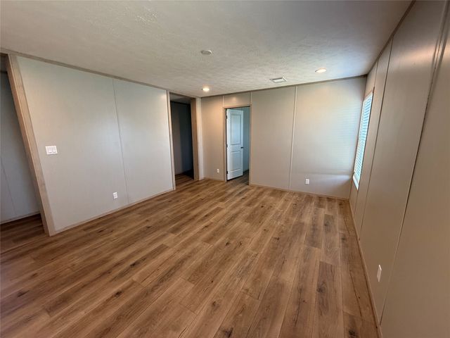 380 Valley Ridge Drive, Bridgeport, TX 76426