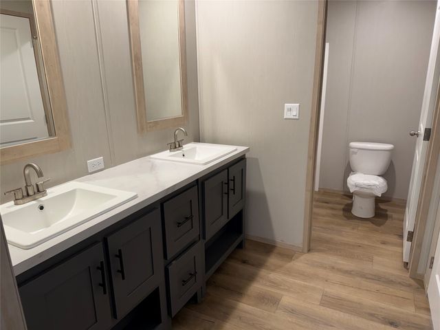 380 Valley Ridge Drive, Bridgeport, TX 76426