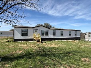 380 Valley Ridge Drive, Bridgeport, TX 76426