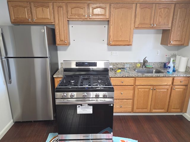 114 Front St. 114, Weymouth, MA 02188