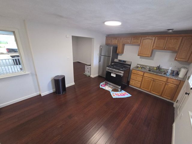 114 Front St. 114, Weymouth, MA 02188