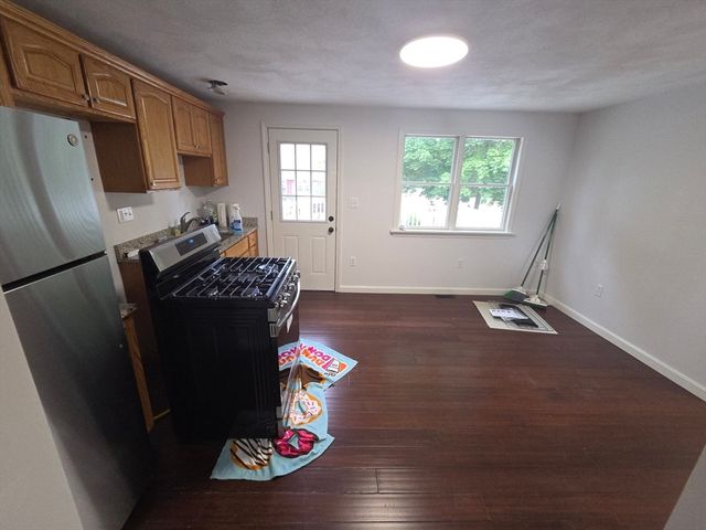 114 Front St. 114, Weymouth, MA 02188