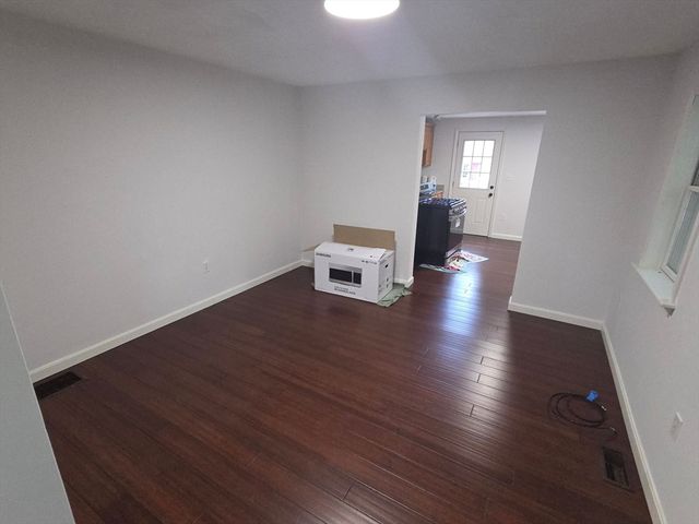 114 Front St. 114, Weymouth, MA 02188