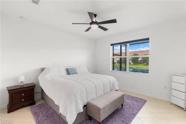 2547 Vine AVE, Naples, FL 34120