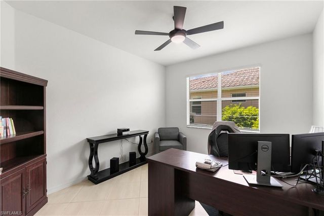 2547 Vine AVE, Naples, FL 34120