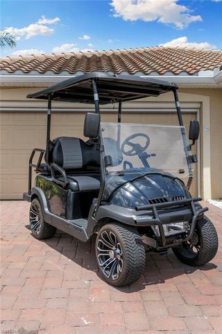 2547 Vine AVE, Naples, FL 34120