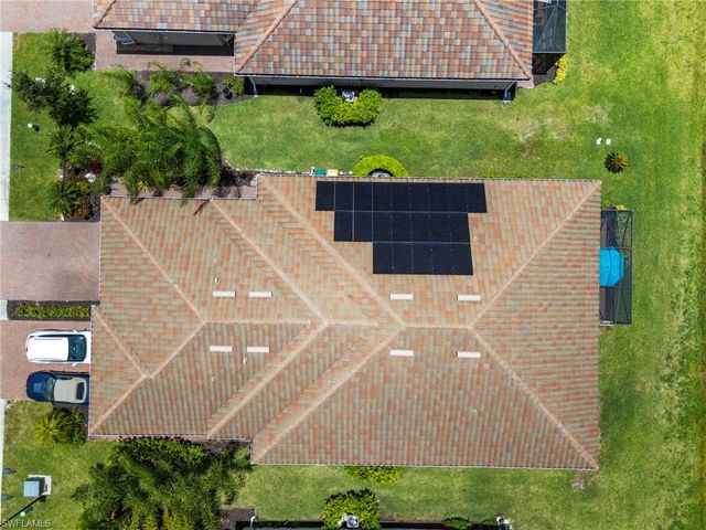 2547 Vine AVE, Naples, FL 34120