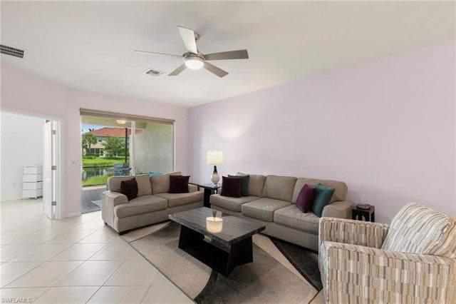 2547 Vine AVE, Naples, FL 34120
