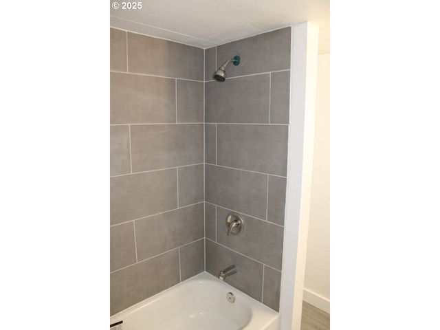 514 Sw 13TH St, Pendleton, OR 97801