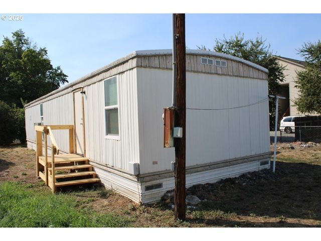 514 Sw 13TH St, Pendleton, OR 97801