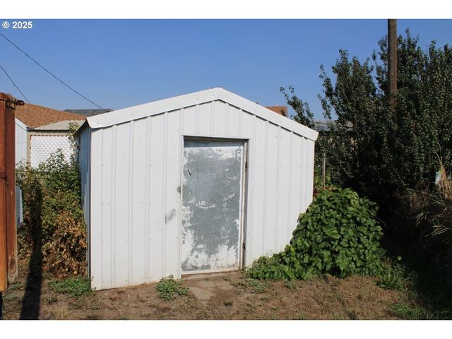 514 Sw 13TH St, Pendleton, OR 97801