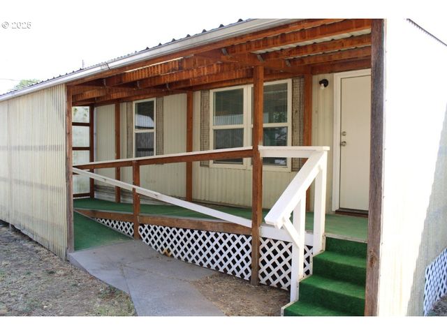 514 Sw 13TH St, Pendleton, OR 97801