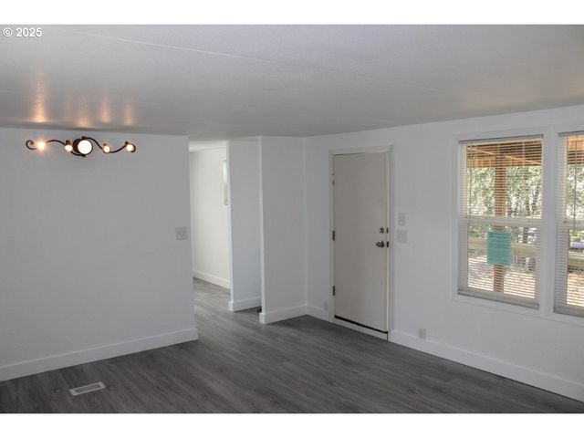 514 Sw 13TH St, Pendleton, OR 97801
