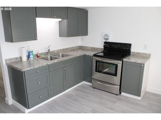 514 Sw 13TH St, Pendleton, OR 97801