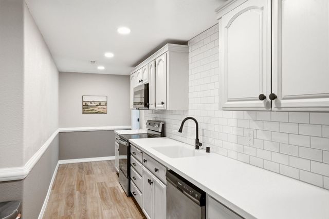 10206 N Comanche Dr, Spokane, WA 99208