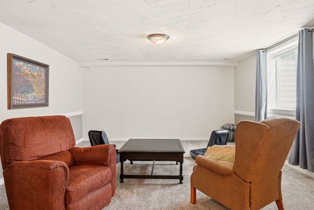 10206 N Comanche Dr, Spokane, WA 99208