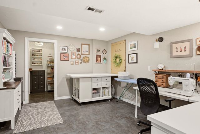 10206 N Comanche Dr, Spokane, WA 99208