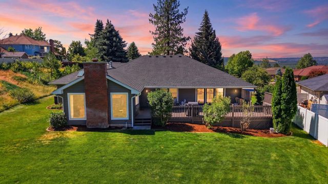 10206 N Comanche Dr, Spokane, WA 99208