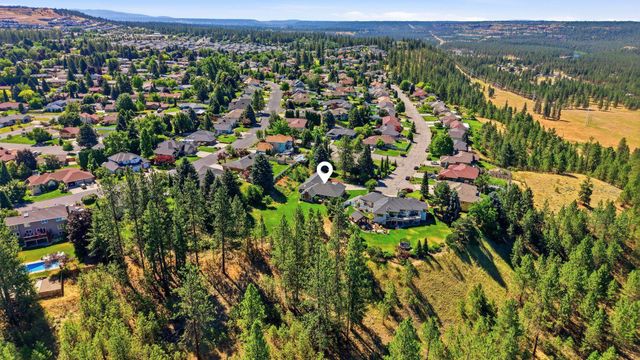 10206 N Comanche Dr, Spokane, WA 99208