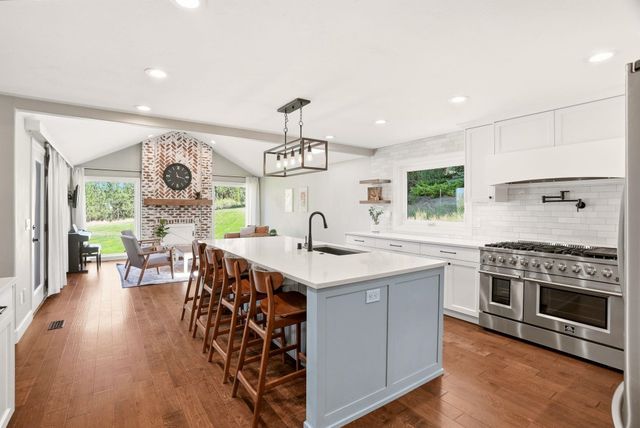 10206 N Comanche Dr, Spokane, WA 99208