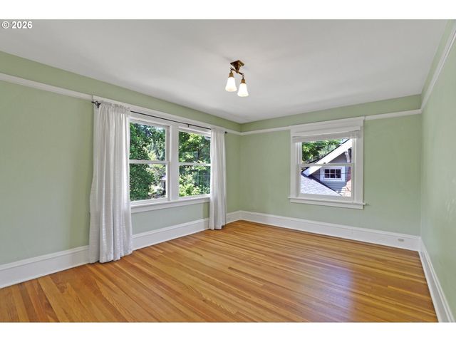 3324 Ne 21ST Ave, Portland, OR 97212