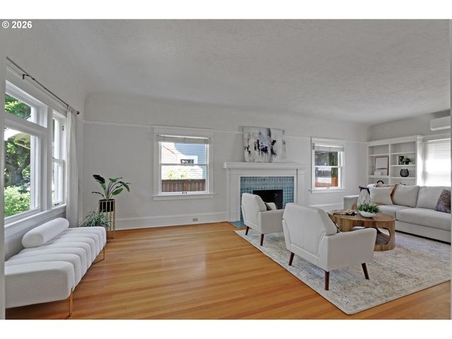 3324 Ne 21ST Ave, Portland, OR 97212
