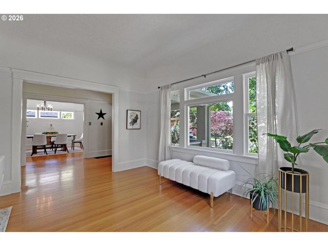 3324 Ne 21ST Ave, Portland, OR 97212