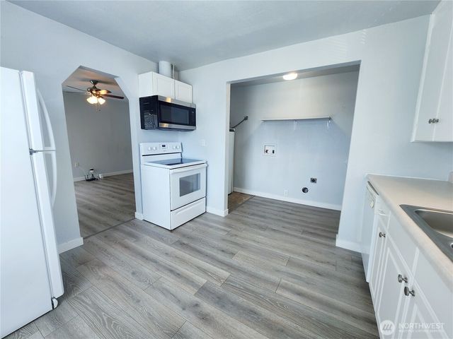 3021 W Peninsula, Moses Lake, WA 98837