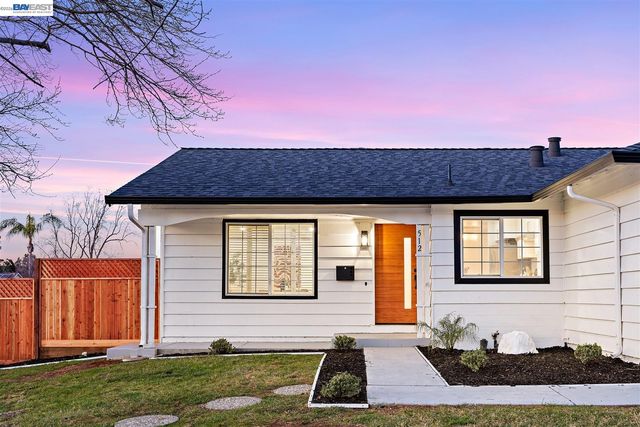 512 Covington Way, Livermore, CA 94551