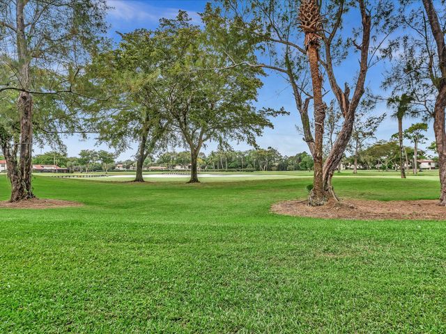 8410 Casa Del Lago, Boca Raton, FL 33433